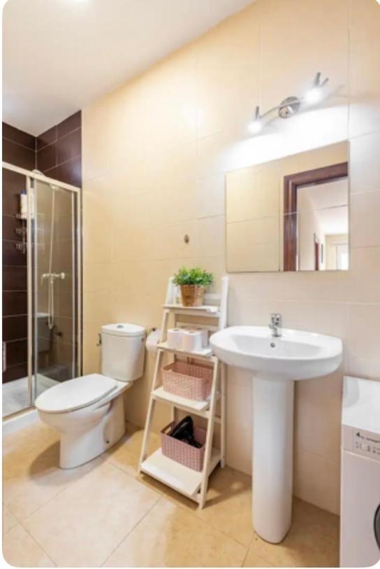 Apartamento En Primera Linea De Playa El Palo Málaga Buitenkant foto
